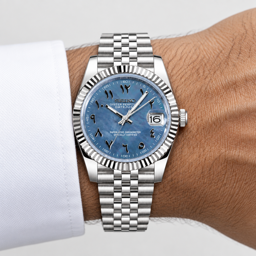 Seikjust Arabic Cosmos – wrist view with white cuff
